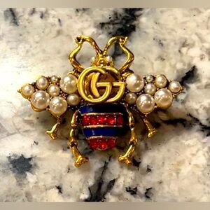Stunning Handmade Pearl Crystal enamel Bamboo Bee brooch with  GG